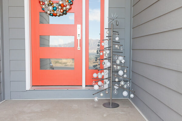 Modern-Metalz-Metal-Christmas-Trees-Our-Work-Gallery-Front-Porch-Small-Tree-Deco